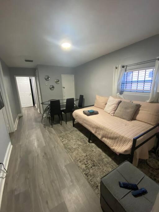 Modern Home, Great Location Miami-Wynwood Dwtn Mia Appartement